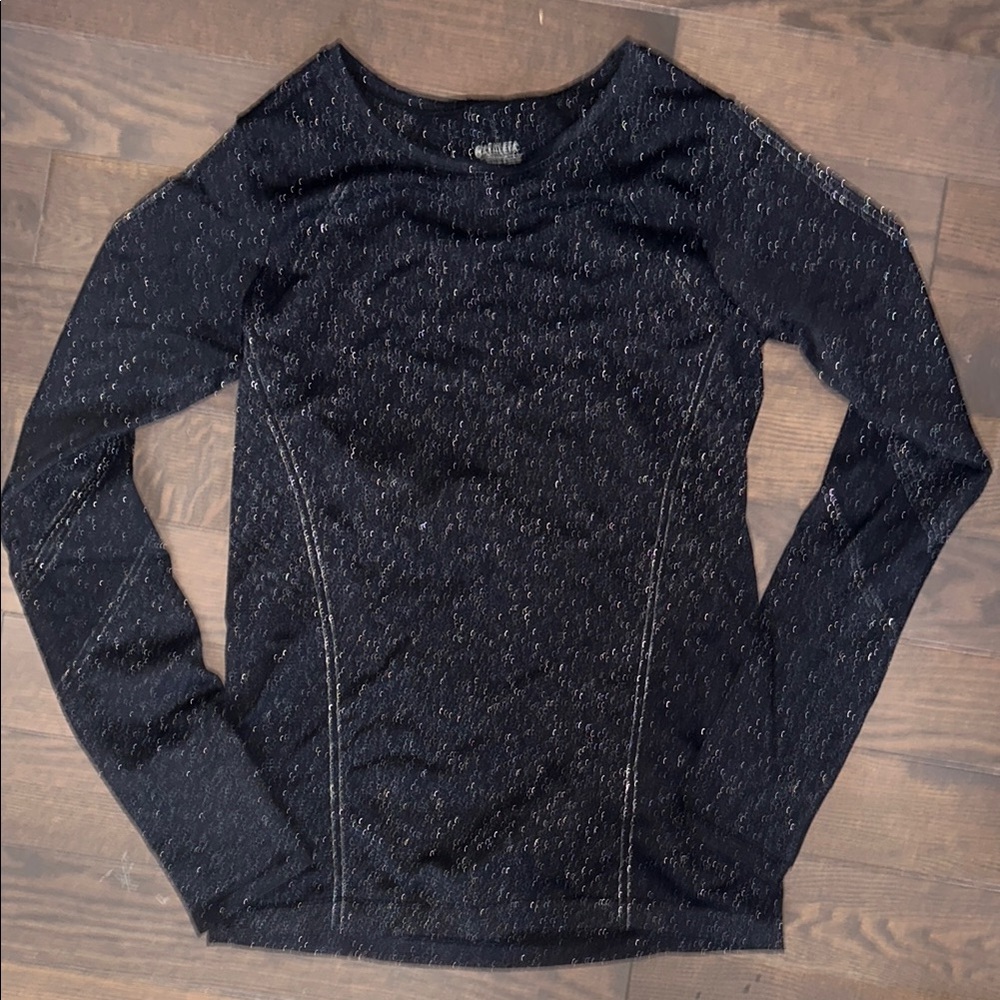 Athleta Flurry shine base layer top